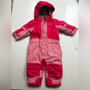 Toddler girls Columbia Infant Buga III Suit, size 12-18 months.